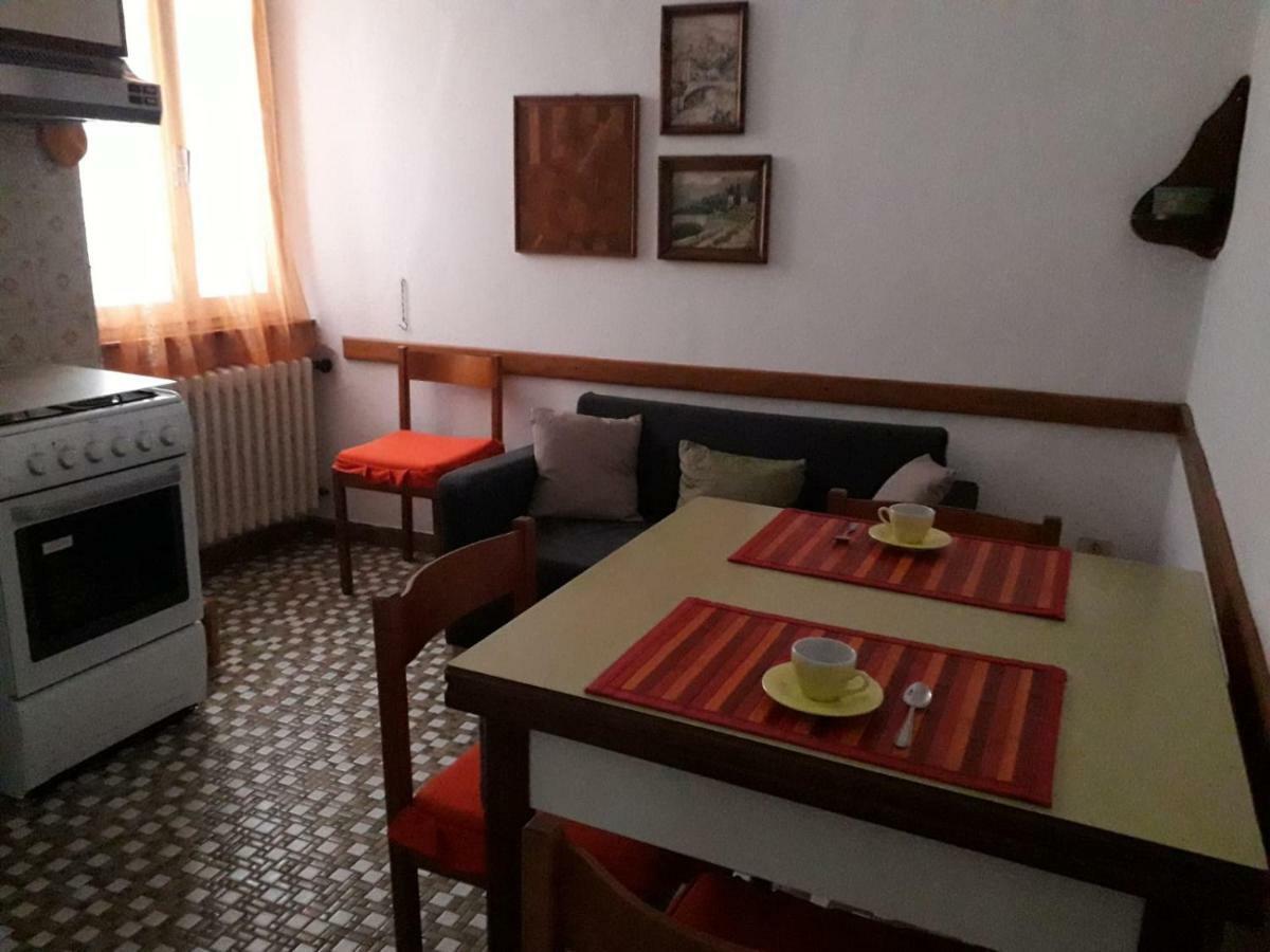 Casa Teresina - Corenno Plinio Lago Di Como Lejlighed Dervio Eksteriør billede